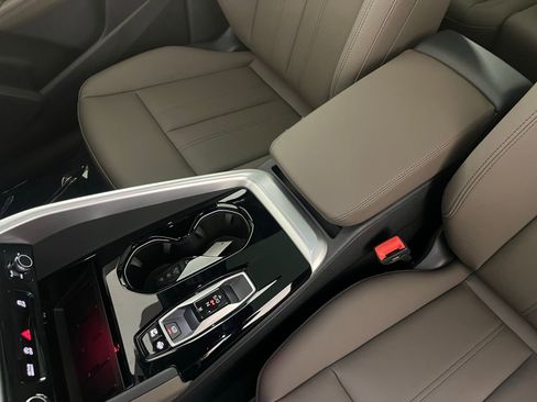 New 2025 Audi Q5 Premium Plus image 18