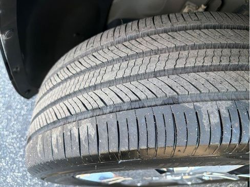 Used 2015 GMC Terrain SLT image 25