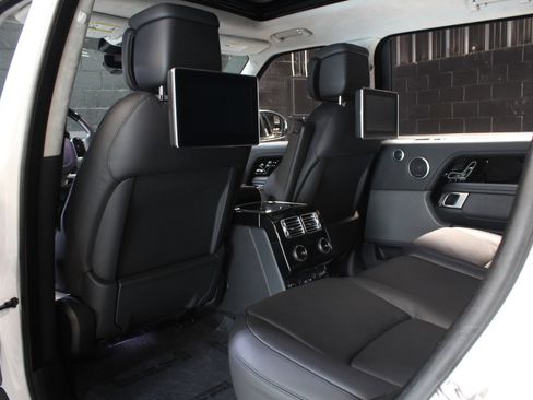 Used 2021 Land Rover Range Rover P525 Westminster Edition LWB image 40
