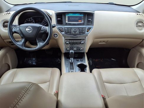 Used 2020 Nissan Pathfinder SL image 15