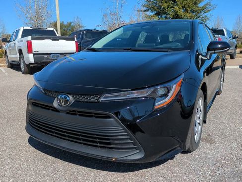 Certified 2026 Toyota Corolla LE image 2