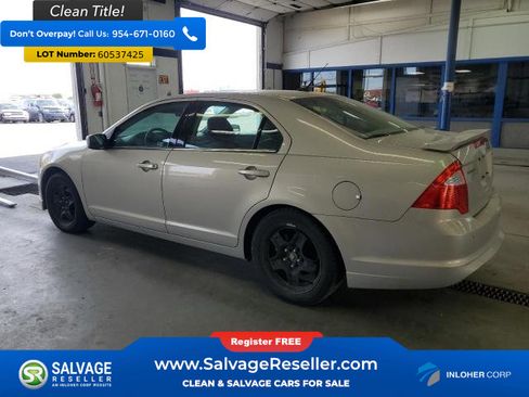 Used 2010 Ford Fusion SE FWD image 3
