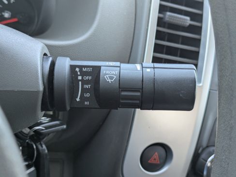 Used 2015 Nissan Frontier SV image 16