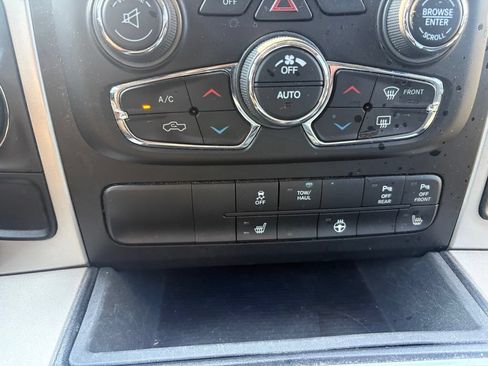 Used 2017 RAM 1500 Lone Star RWD image 23