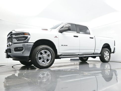 Used 2025 RAM 2500 Big Horn AWD/4WD image 45