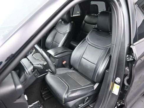 Used 2020 Ford Explorer ST image 21