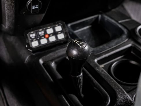 Used 2018 RAM 2500 Tradesman w/ Chrome Appearance Group AWD/4WD image 22