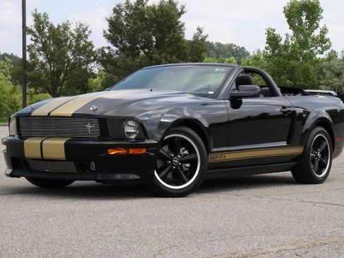 Used 2007 Ford Mustang GT image 2