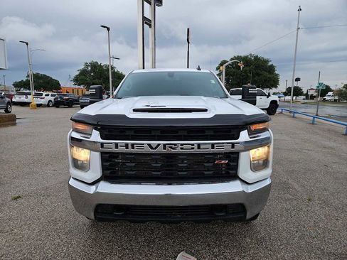 Used 2023 Chevrolet Silverado 2500 LT AWD/4WD image 3