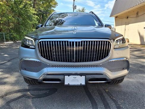 Used 2023 Mercedes-Benz Maybach GLS 600 4MATIC image 8