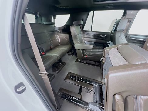 Certified 2024 GMC Yukon Denali w/ Denali Reserve Package AWD/4WD image 30