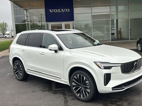 New 2026 Volvo XC90 B6 Ultra w/ Protection Package AWD/4WD image 2