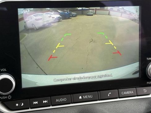 Used 2025 Nissan Sentra SV FWD image 17
