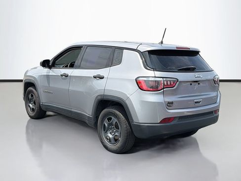 Used 2018 Jeep Compass Sport FWD image 8