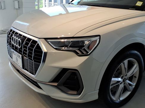 Used 2023 Audi Q3 2.0T Premium Plus w/ Premium Plus Package AWD/4WD image 7