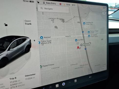 Used 2026 Tesla Model Y Long Range AWD/4WD image 30