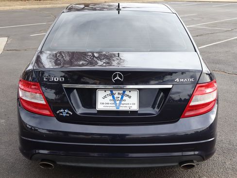 Used 2011 Mercedes-Benz C 300 4MATIC Sedan image 6