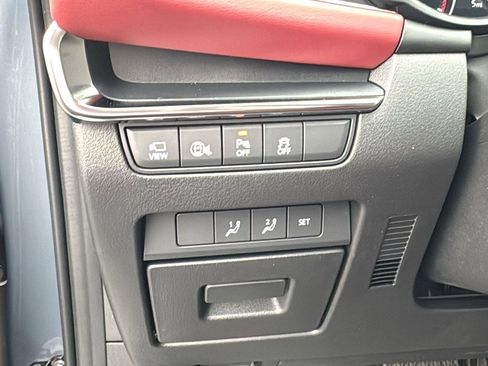 New 2026 MAZDA MAZDA3 Hatchback w/Premium Plus Pkg image 9