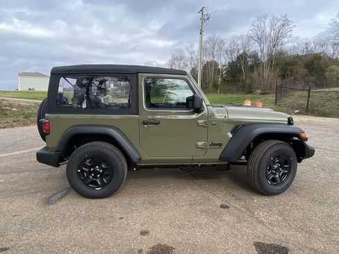 New 2026 Jeep Wrangler Sport AWD/4WD image 6