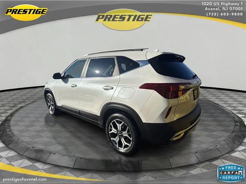 Used 2022 Kia Seltos EX image 7