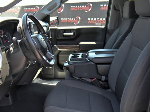Used 2022 Chevrolet Silverado 1500 LT RWD image 17