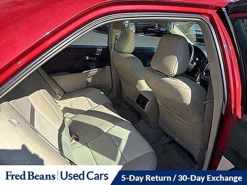 Used 2014 Toyota Camry XLE image 18