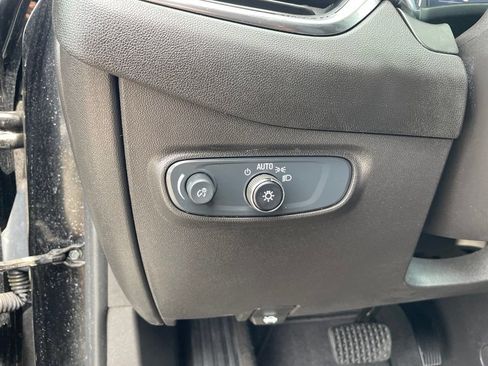 Used 2024 Chevrolet Equinox LT FWD image 13