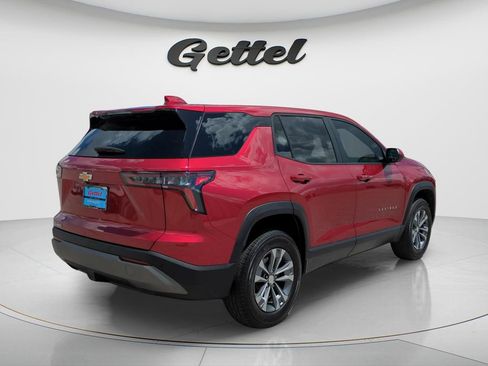 Used 2025 Chevrolet Equinox LT image 4