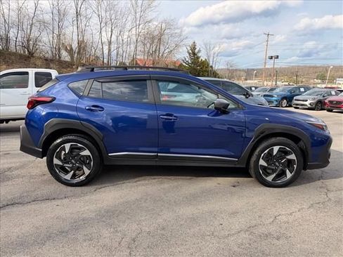 Used 2024 Subaru Crosstrek 2.5i Limited w/ Crosstrek Mirror Package image 2