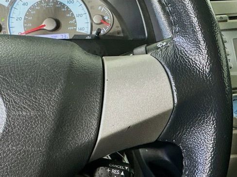 Used 2010 Toyota Camry SE FWD image 11