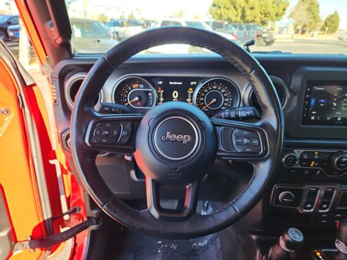 Used 2020 Jeep Wrangler Sport image 9