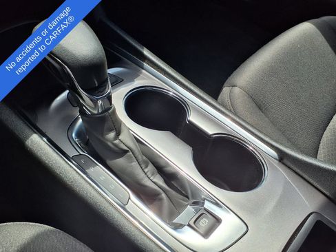 Used 2022 Chevrolet Malibu LT FWD image 25