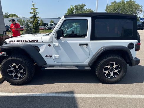 Used 2021 Jeep Wrangler Rubicon AWD/4WD image 2