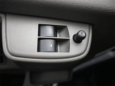 Used 2024 GMC Savana 2500 w/ Driver Convenience Package image 14