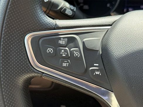 Used 2022 Chevrolet Equinox LT FWD image 33