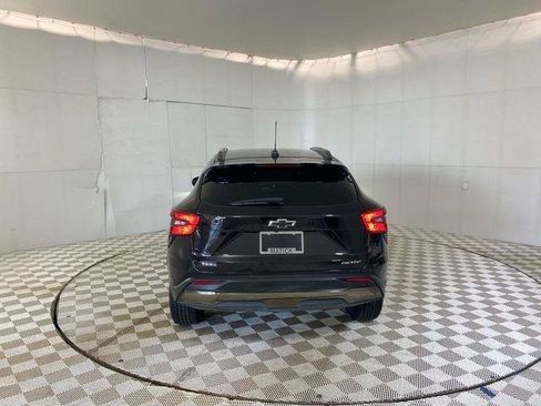 Used 2026 Chevrolet Trax ACTIV w/ Driver Confidence Package FWD image 21