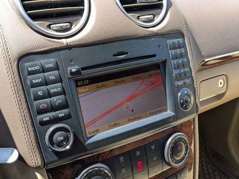 Used 2012 Mercedes-Benz GL 450 4MATIC image 13