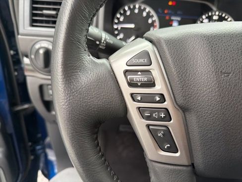 Used 2024 Nissan Titan SV w/ SV Convenience Package image 22