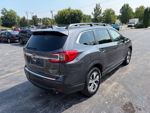 Used 2023 Subaru Ascent Premium w/ Convenience Package AWD/4WD image 6