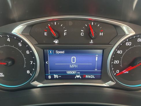 Used 2021 Chevrolet Equinox LT FWD image 25