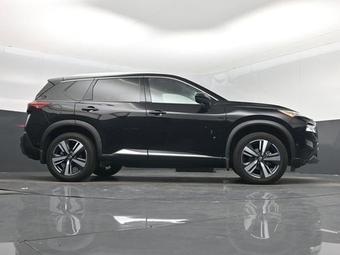 Used 2023 Nissan Rogue SL w/ SL Premium Package image 52