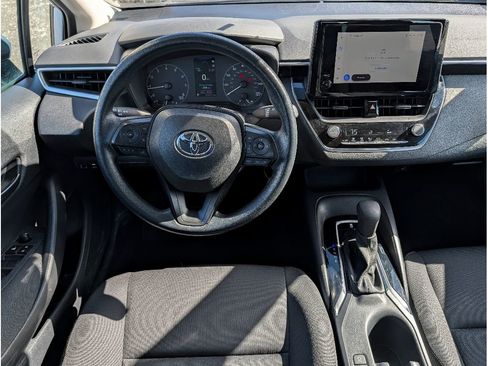 Used 2024 Toyota Corolla LE image 21