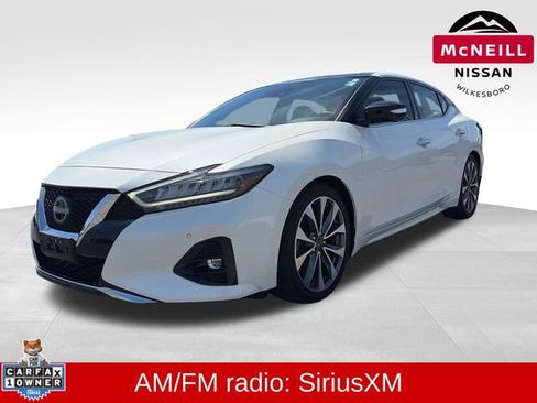 Used 2023 Nissan Maxima Platinum w/ Sport Mat Group FWD image 3