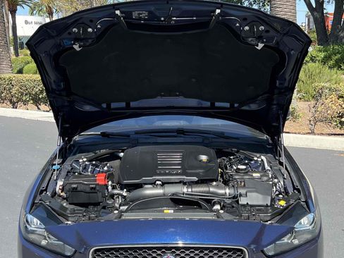 Used 2019 Jaguar XE image 83