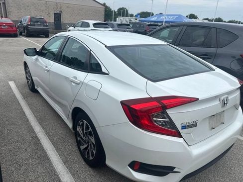Used 2016 Honda Civic EX image 3
