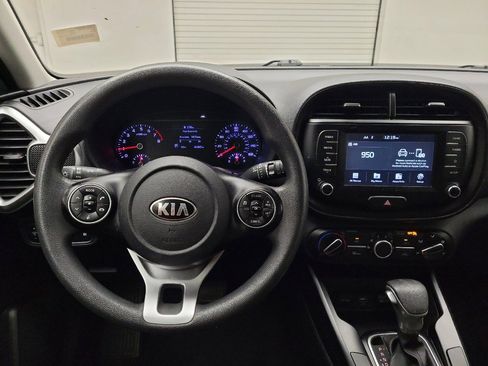 Used 2020 Kia Soul S FWD image 22