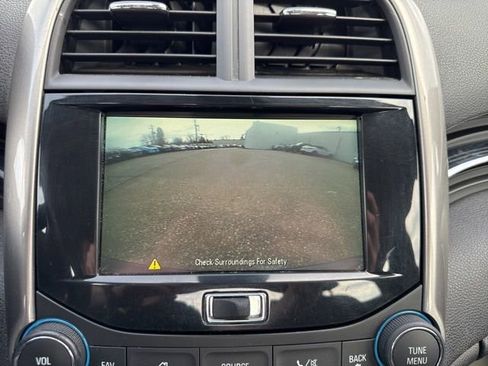 Used 2014 Chevrolet Malibu LT w/ Power Convenience Package image 20