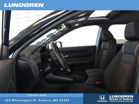 Used 2025 Honda CR-V Sport image 10