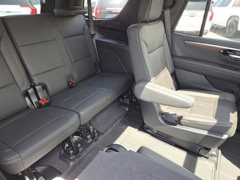 New 2026 Chevrolet Tahoe High Country AWD/4WD image 34