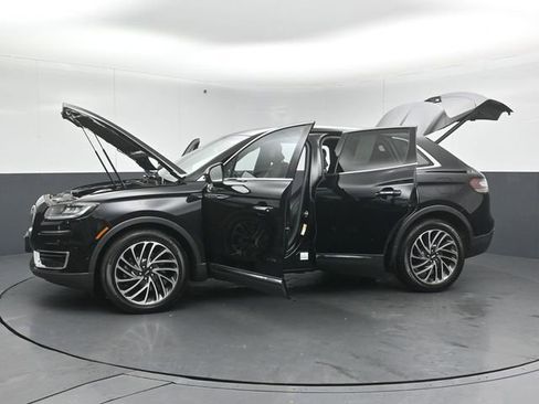 Used 2019 Lincoln Nautilus Reserve image 55